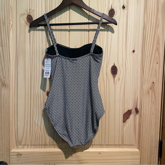 DKNY Black and White Geometric‎ Swimwear Size Small NWT - Picture 2 of 7